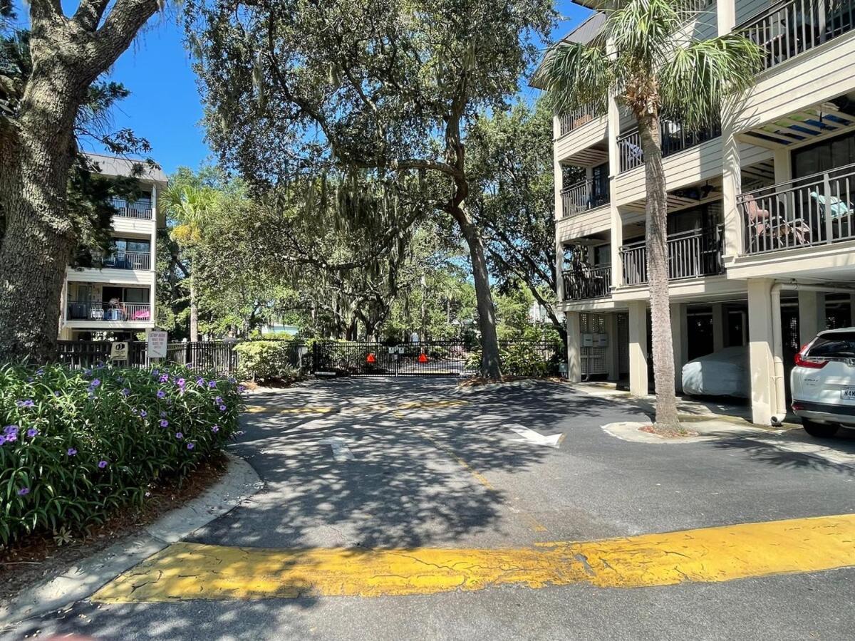 Coastal Getaway Oceanview Condo In Hilton Head Гілтон-Гед-Айленд Екстер'єр фото